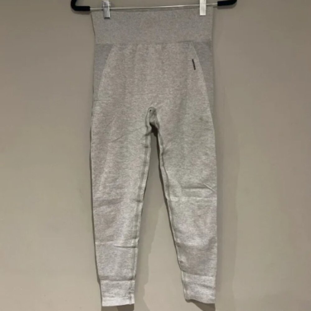 Gymshark Free w/ Purchase Vital Seamless High Rise Lift Leggings - Small in Grey